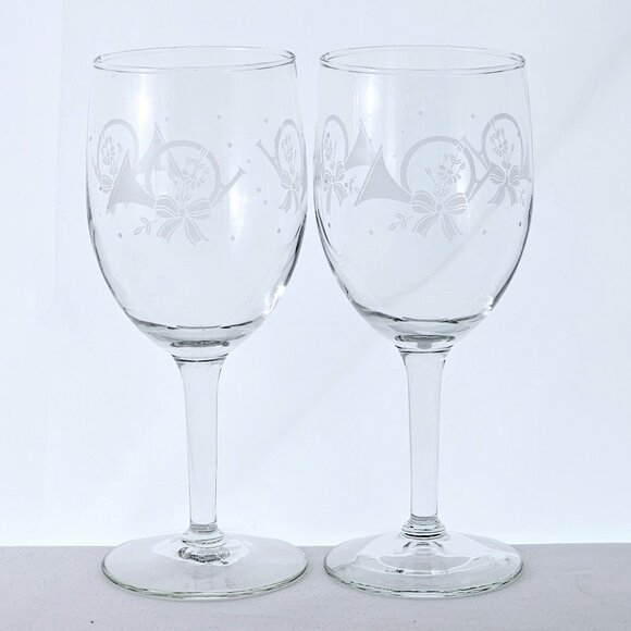 Princess House French Horn Wine Glasses Goblets 7" etched horn ribbon poinsettia - Picture 2 of 8